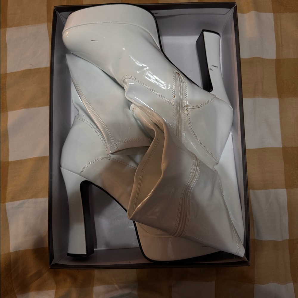 Pleaser White Patent Platform Booties